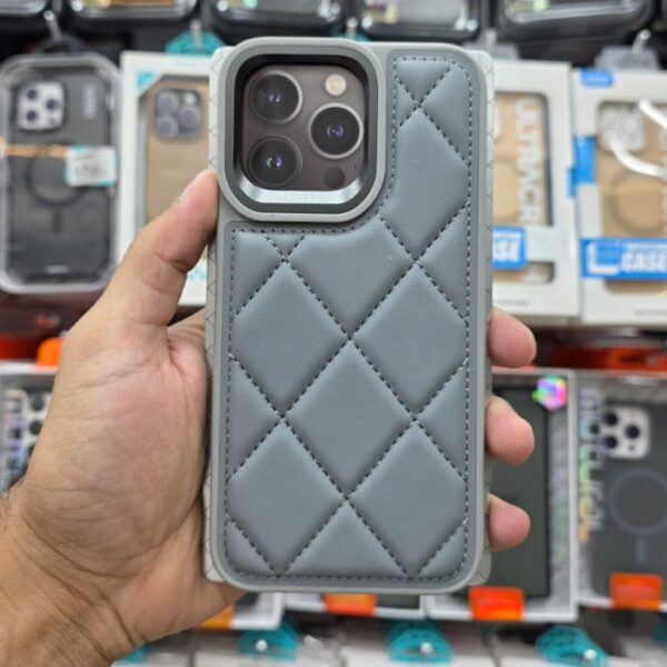Kajsa Woven Leather Case for iPhone 16/15 Pro Max – Natural