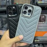 iPhone 15 Pro Max Kajsa V-Pattern Leather Case – Black/Natural