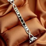 Elegant Ladies Metal Chain Strap with Sparkling Stones for Apple Watch 42/44/45/46/49mm Ultra & Ultra 2 – Gold (Design7)