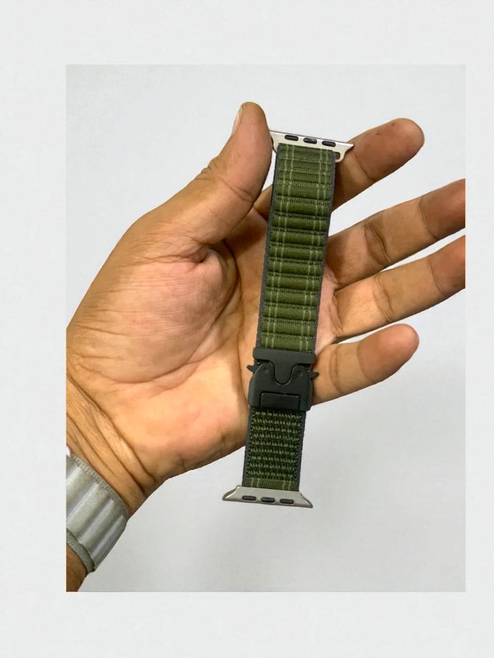 fabric-loop-With-Parashute-Buckle-Green-2 42mm-44mm-45mm-49mm Apple Watch Series 11 Fabric Loop Band Green with Black Connector & Parachute Lock Buckle - Image 2