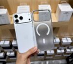 iPhone 17 Pro Max Mat Guard Case – Matte Finish Anti-Fingerprint Cover - Image 3