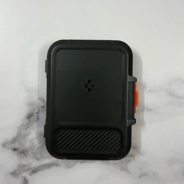 Spigen MagSafe Wallet Heavy Duty Hardshell Magnetic Card Holder